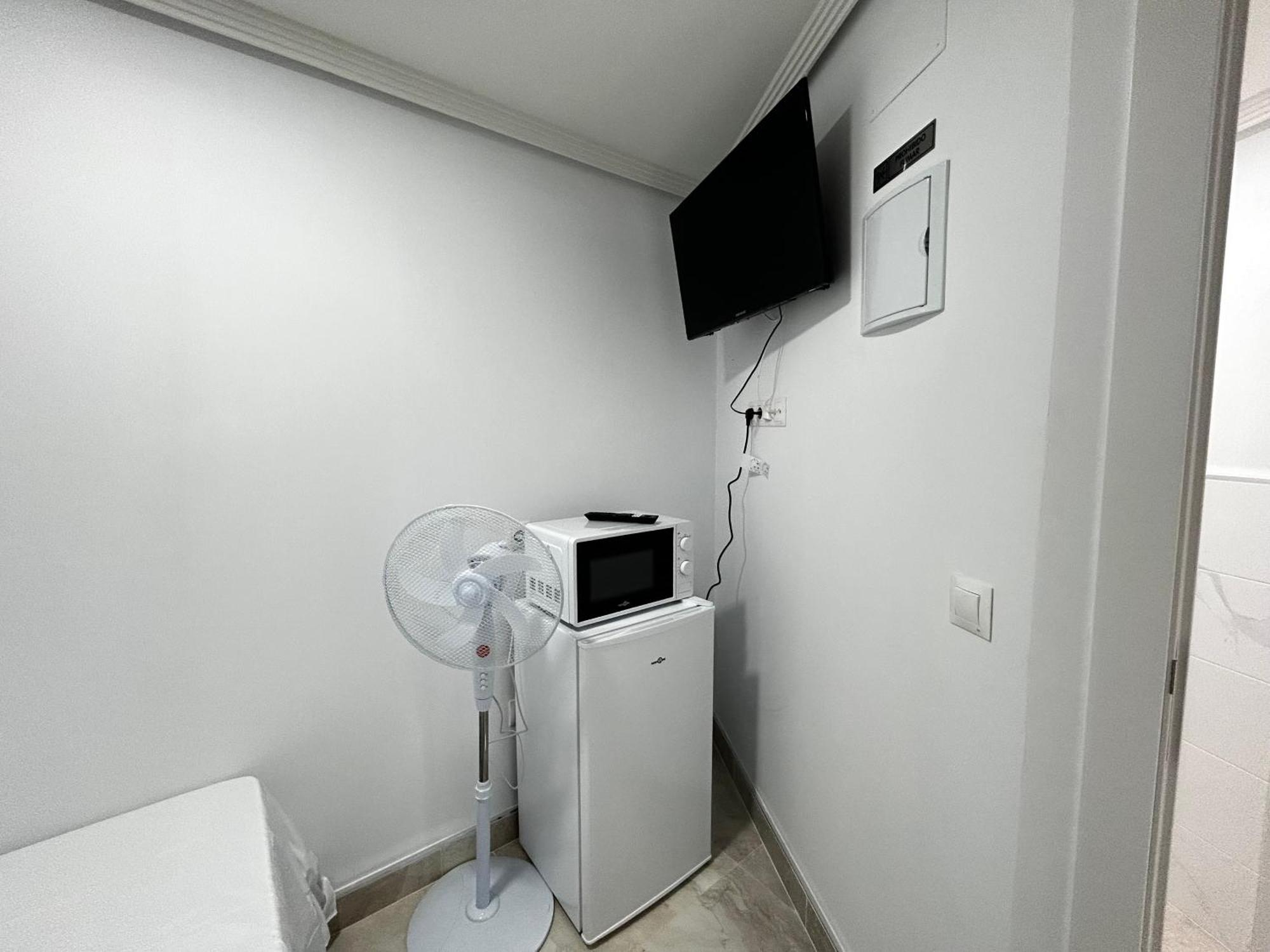 Habitaciones Doble Con Bano Privado En El Centro De Madrid Exterior foto